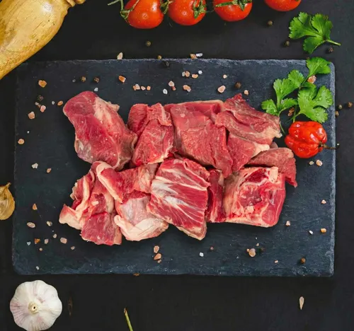 لحم عجل باكستاني بالعظم، 500 جم